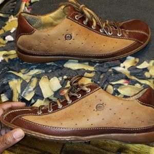 Born| WMNS casual shoes